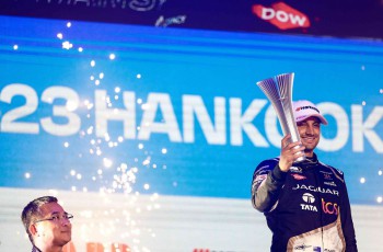 捷豹TCS车队圆满收官Formula E第九赛季
